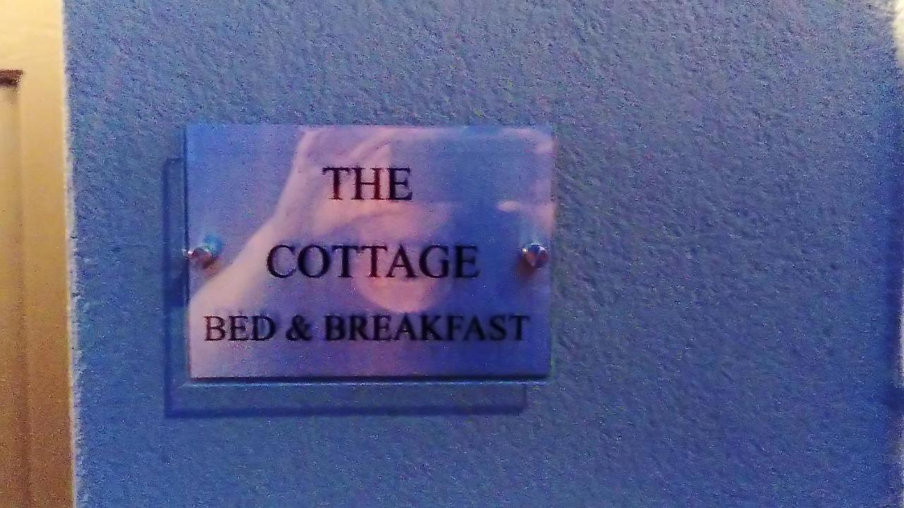 The Cottage Bed & Breakfast High Blantyre Esterno foto